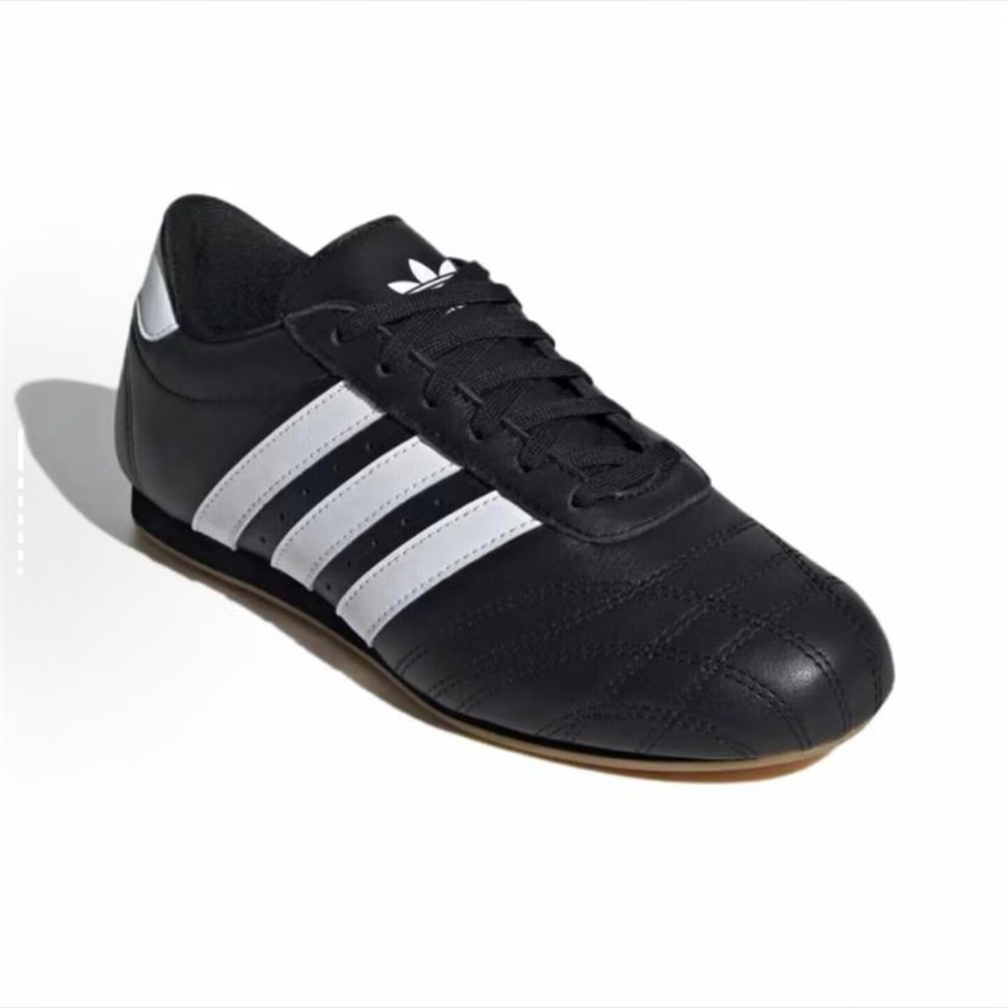 Противоскользящие прочные удоб – обзор и цена Adidas Shoes Samba